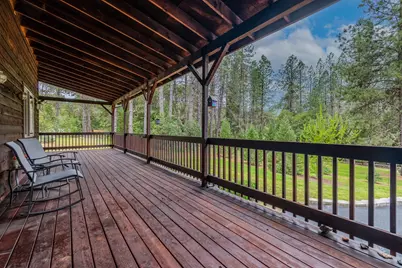 4728 E Evans Creek Road, Rogue River, OR 97537 - Photo 7