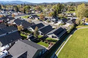 149 SW Otter Ct, Grants Pass, OR 97527 - Photo 27