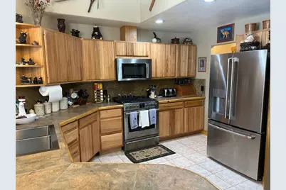 139957 Pine Creek Loop, Crescent Lake, OR 97733 - Photo 13