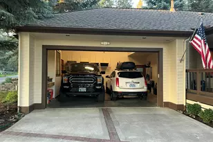 60785 Willow Creek Loop, Bend, OR 97702 - Photo 3