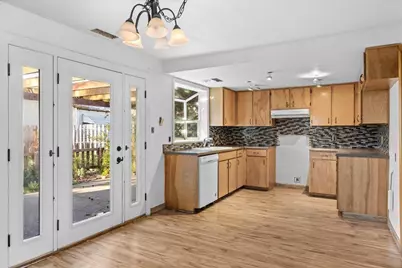 338 Joseph Street, Central Point, OR 97502 - Photo 3