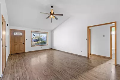 338 Joseph Street, Central Point, OR 97502 - Photo 5