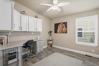 900 Kings Way, Grants Pass, OR 97526 - Photo 23