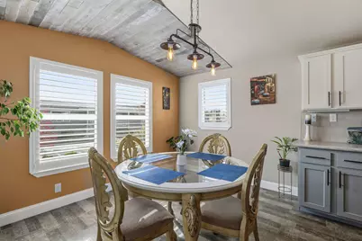 900 Kings Way, Grants Pass, OR 97526 - Photo 13