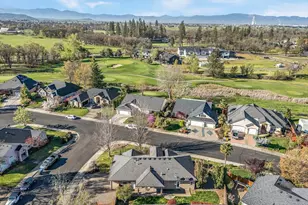 235 Prairie Landing Dr, Eagle Point, OR 97524 - Photo 39