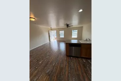 1380 Dowell Road, Grants Pass, OR 97527 - Photo 7