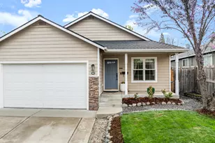 962 Crest Dr, Central Point, OR 97502 - Photo 31