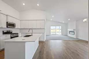 4144 SW Pumice Ave, Redmond, OR 97756 - Photo 3