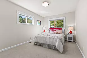 736 Frances Ln, Ashland, OR 97520 - Photo 15