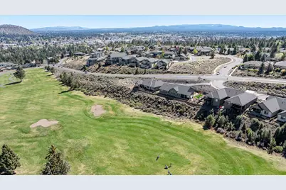 2704 NW Fairway Heights Drive, Bend, OR 97703 - Photo 65