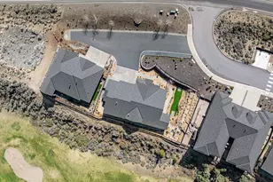 2704 NW Fairway Heights Dr, Bend, OR 97703 - Photo 67