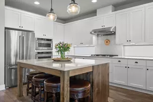 2704 NW Fairway Heights Dr, Bend, OR 97703 - Photo 17