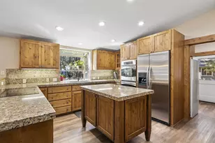19206 Kiowa Rd, Bend, OR 97702 - Photo 17
