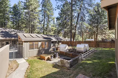 19206 Kiowa Road, Bend, OR 97702 - Photo 33