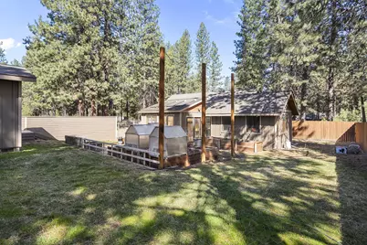 19206 Kiowa Road, Bend, OR 97702 - Photo 27