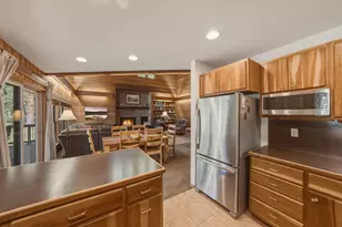 13137 Hawks Beard, Black Butte Ranch, OR 97759 - Photo 11