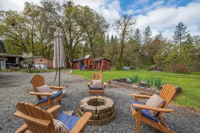 3300 Cloverlawn Drive, Grants Pass, OR 97527 - Photo 29