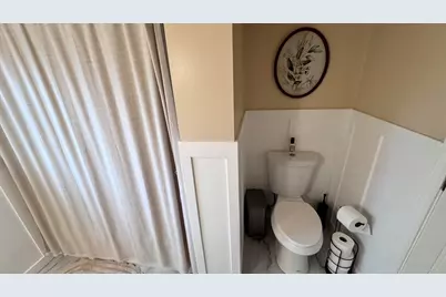 736 NW 3rd Street, Grants Pass, OR 97526 - Photo 49