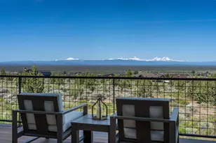 15403 SW Hope Vis Dr, Powell Butte, OR 97753 - Photo 3