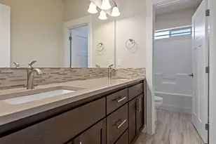 20510 SE Stanford Pl, Bend, OR 97702 - Photo 17