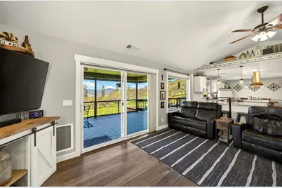 200 Mount Castle Drive, Eagle Point, OR 97524 - Photo 29