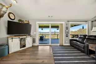 200 Mt Castle Dr, Eagle Point, OR 97524 - Photo 25