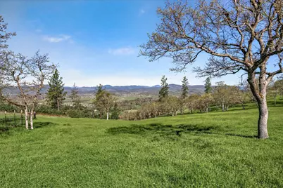 200 Mount Castle Drive, Eagle Point, OR 97524 - Photo 21