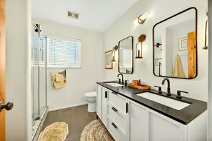 1057 Oak Knoll Dr, Ashland, OR 97520 - Photo 25