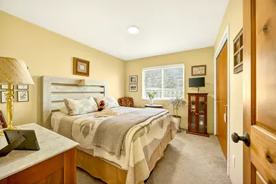 1057 Oak Knoll Drive, Ashland, OR 97520 - Photo 45