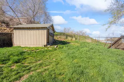 342 SE 7th Street, Madras, OR 97741 - Photo 17