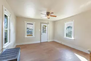 342 SE 7th St, Madras, OR 97741 - Photo 7