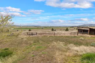 12445 Hwy 140 E, Klamath Falls, OR 97603 - Photo 57