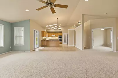 12445 Highway 140 E, Klamath Falls, OR 97603 - Photo 17