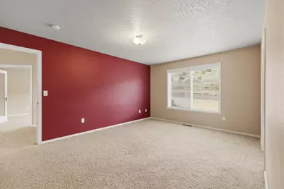 12445 Highway 140 E, Klamath Falls, OR 97603 - Photo 31