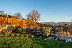 3274 Annapolis Dr, Medford, OR 97504 - Photo 15