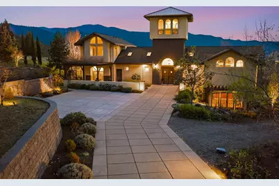 988 Dead Indian Memorial Road, Ashland, OR 97520 - Photo 7