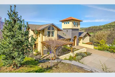 988 Dead Indian Memorial Road, Ashland, OR 97520 - Photo 19