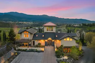 988 Dead Indian Memorial Rd, Ashland, OR 97520 - Photo 9