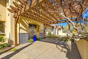 988 Dead Indian Memorial Rd, Ashland, OR 97520 - Photo 23