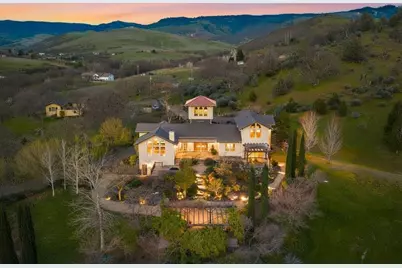 988 Dead Indian Memorial Road, Ashland, OR 97520 - Photo 117