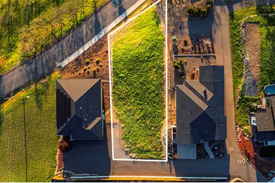 3258 Annapolis Drive, Medford, OR 97504 - Photo 7