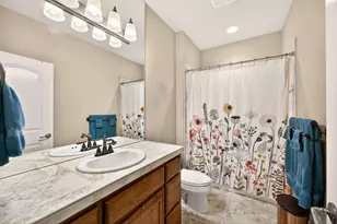 692 Vansant St, Ashland, OR 97520 - Photo 35