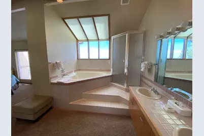 1990 Redtail Hawk Drive #RV15E, Redmond, OR 97756 - Photo 23