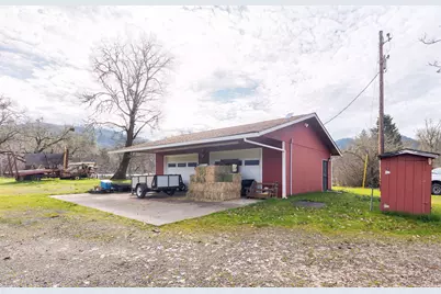 6795 Holland Loop Road, Cave Junction, OR 97523 - Photo 29