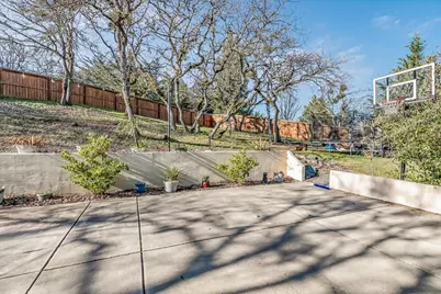 135 Candice Court, Medford, OR 97504 - Photo 25