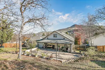 135 Candice Court, Medford, OR 97504 - Photo 27