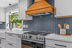 4131 W Griffin Creek Rd, Medford, OR 97501 - Photo 13