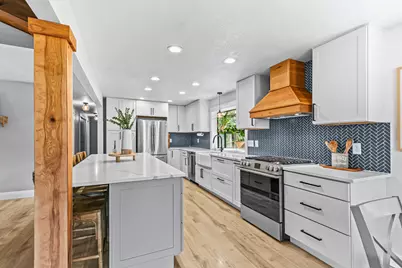 4131 W Griffin Creek Road, Medford, OR 97501 - Photo 11