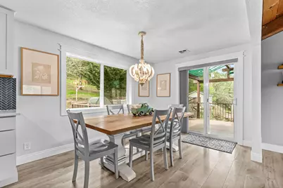 4131 W Griffin Creek Road, Medford, OR 97501 - Photo 17