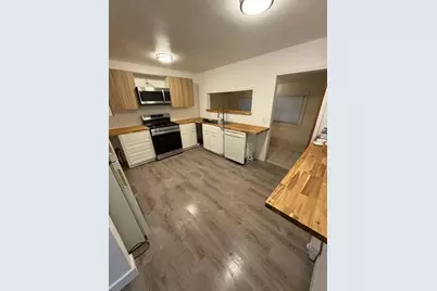 1208 Martin Street, Klamath Falls, OR 97601 - Photo 9